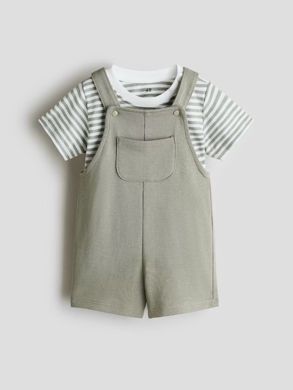 Striped t-shirt and overall set